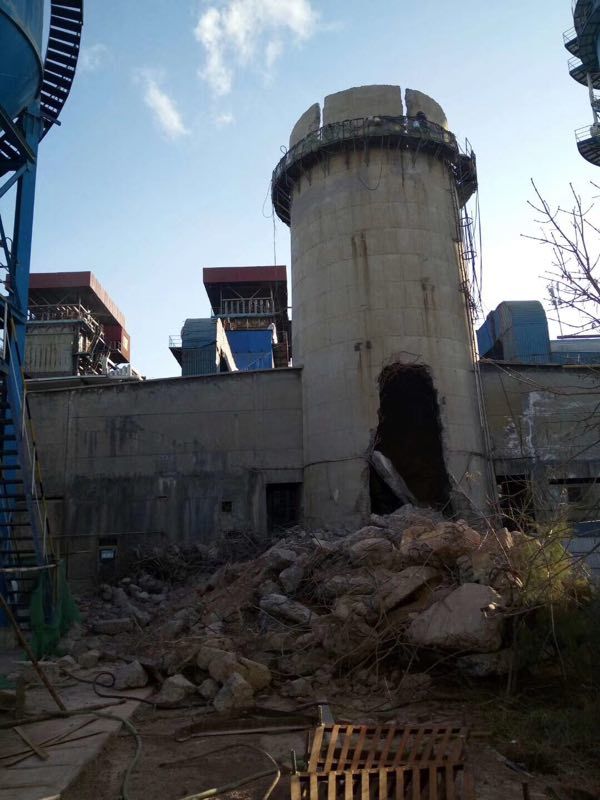 专业60米烟囱拆除施工防范措施