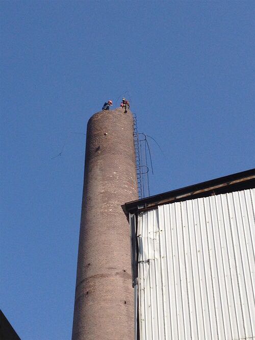 绵阳拆烟囱是如何拆的